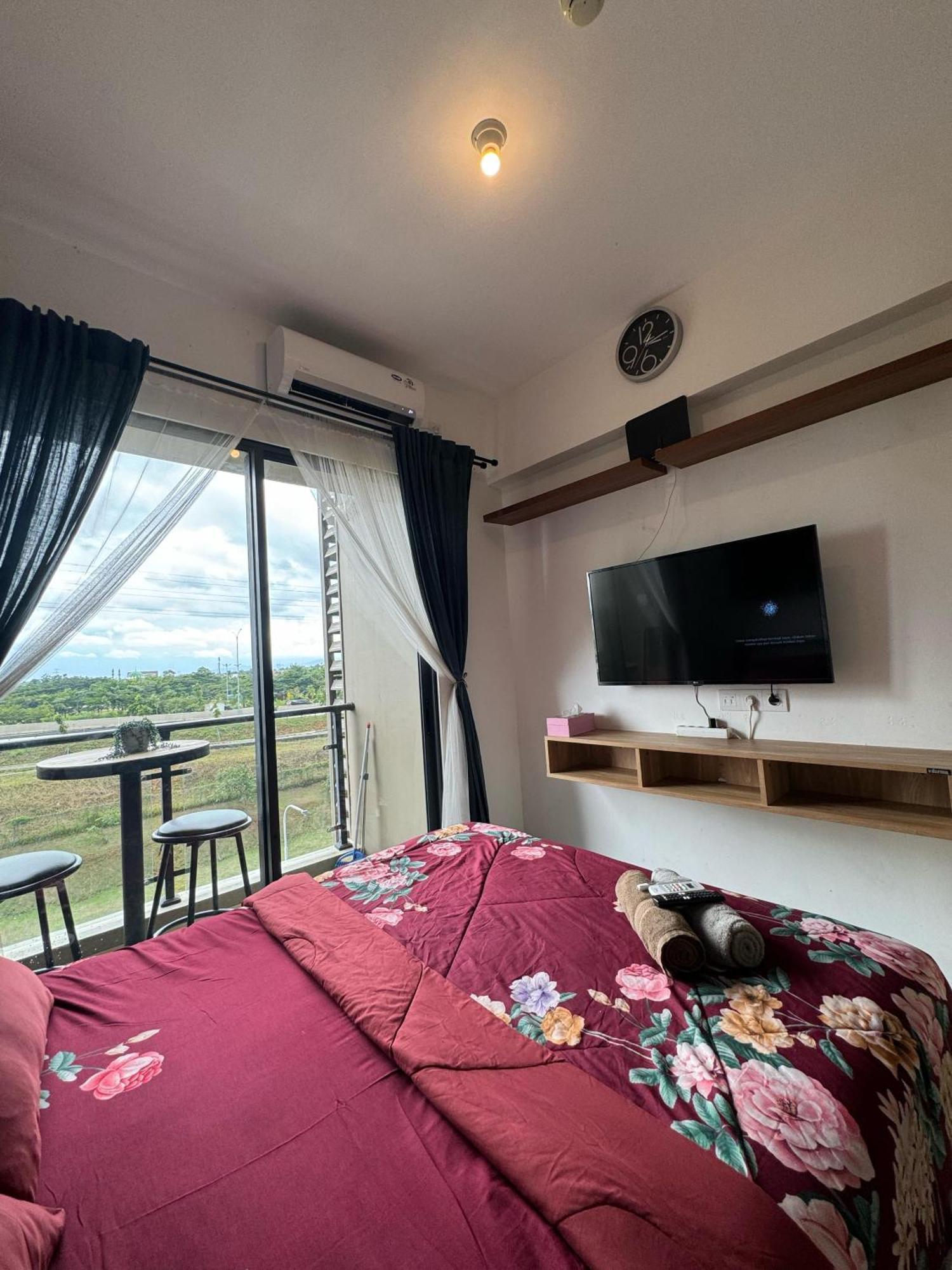Stay N Cozy Apartemen Sky House Bsd By Sm Room Samporo エクステリア 写真